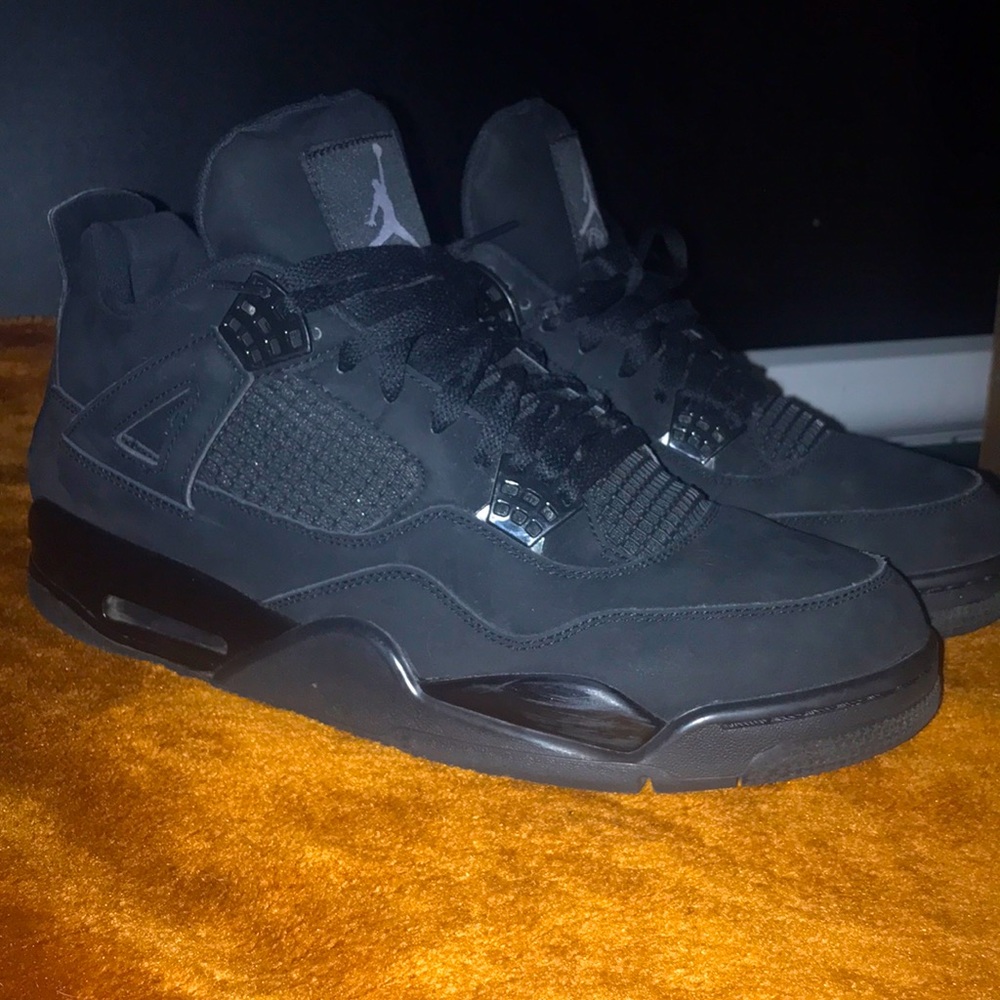 Jordan 4 black cats